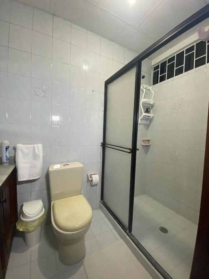 Habitaciones Independientes Cerca Al Aeropuerto 1 Cartagena Екстериор снимка